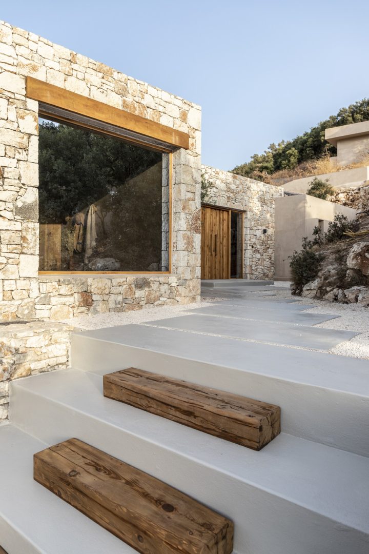 Agia II