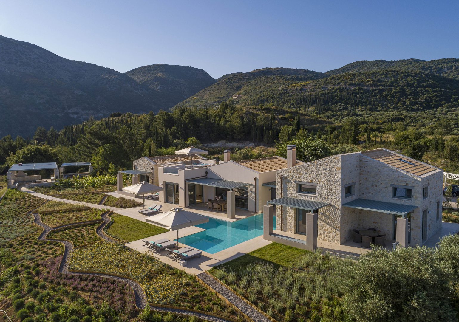 Lefkada – Modern