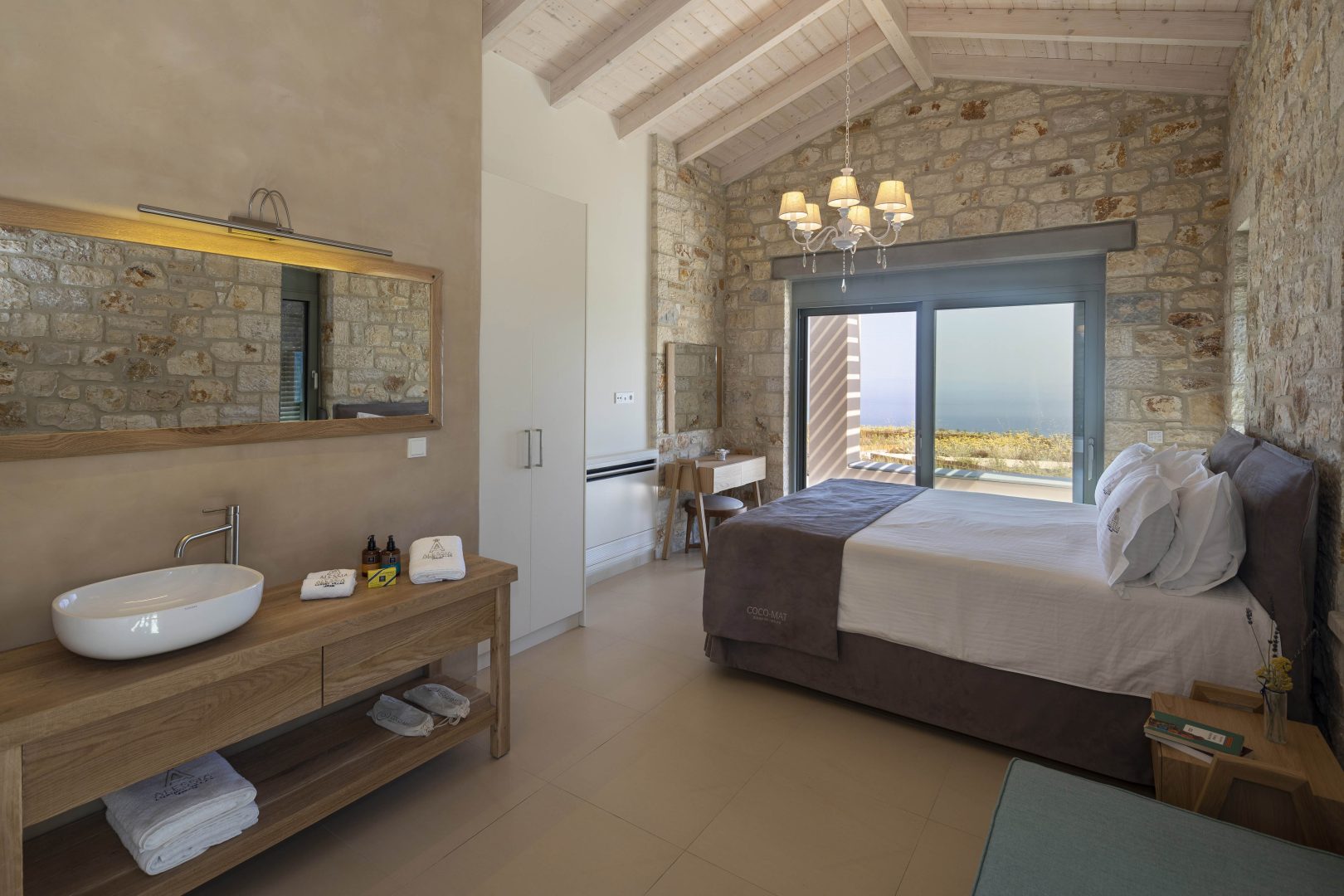 Lefkada – Modern