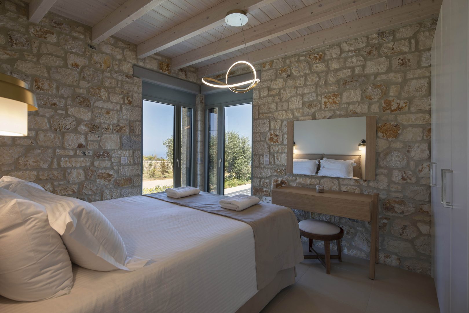 Lefkada – Modern