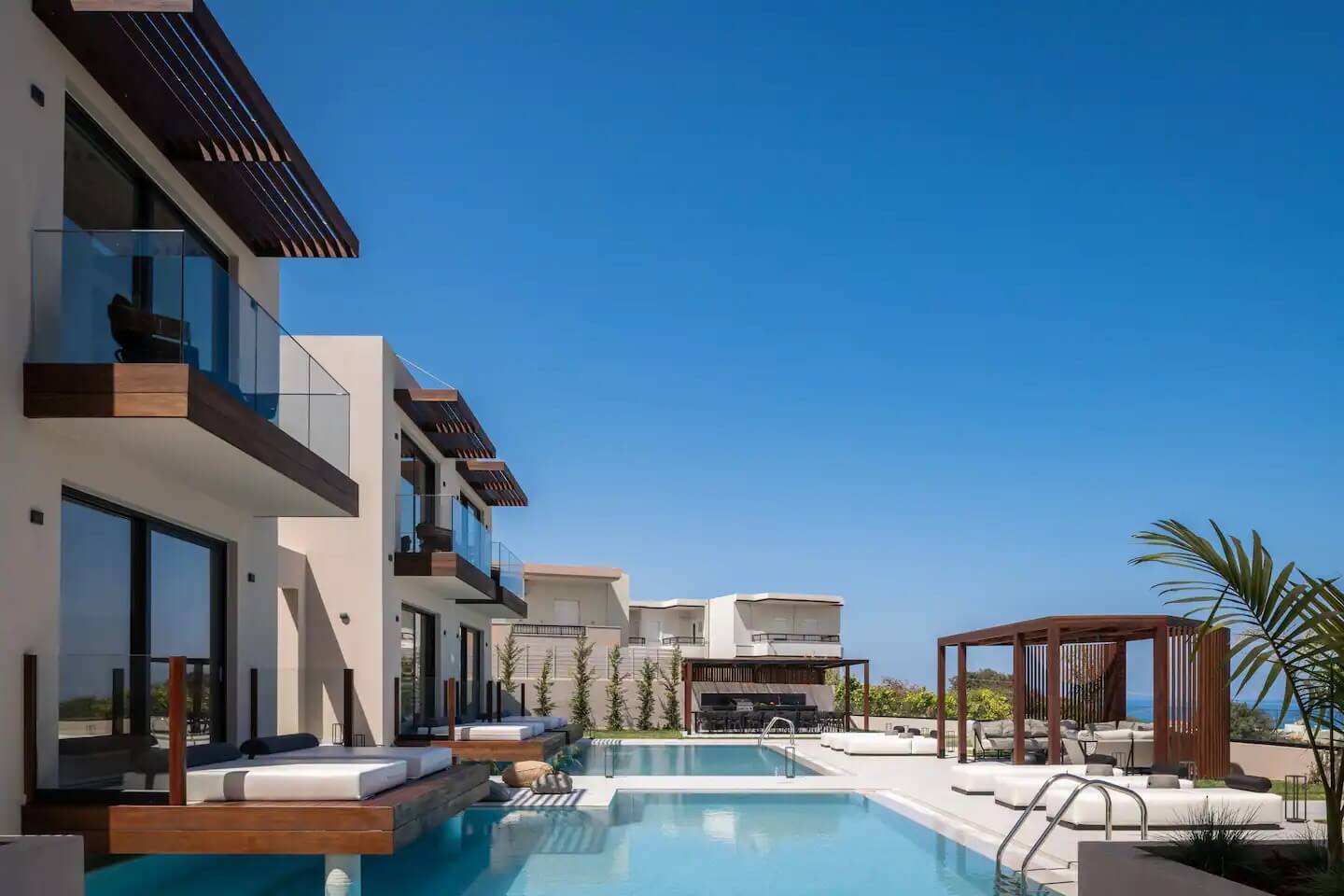 LUXURY